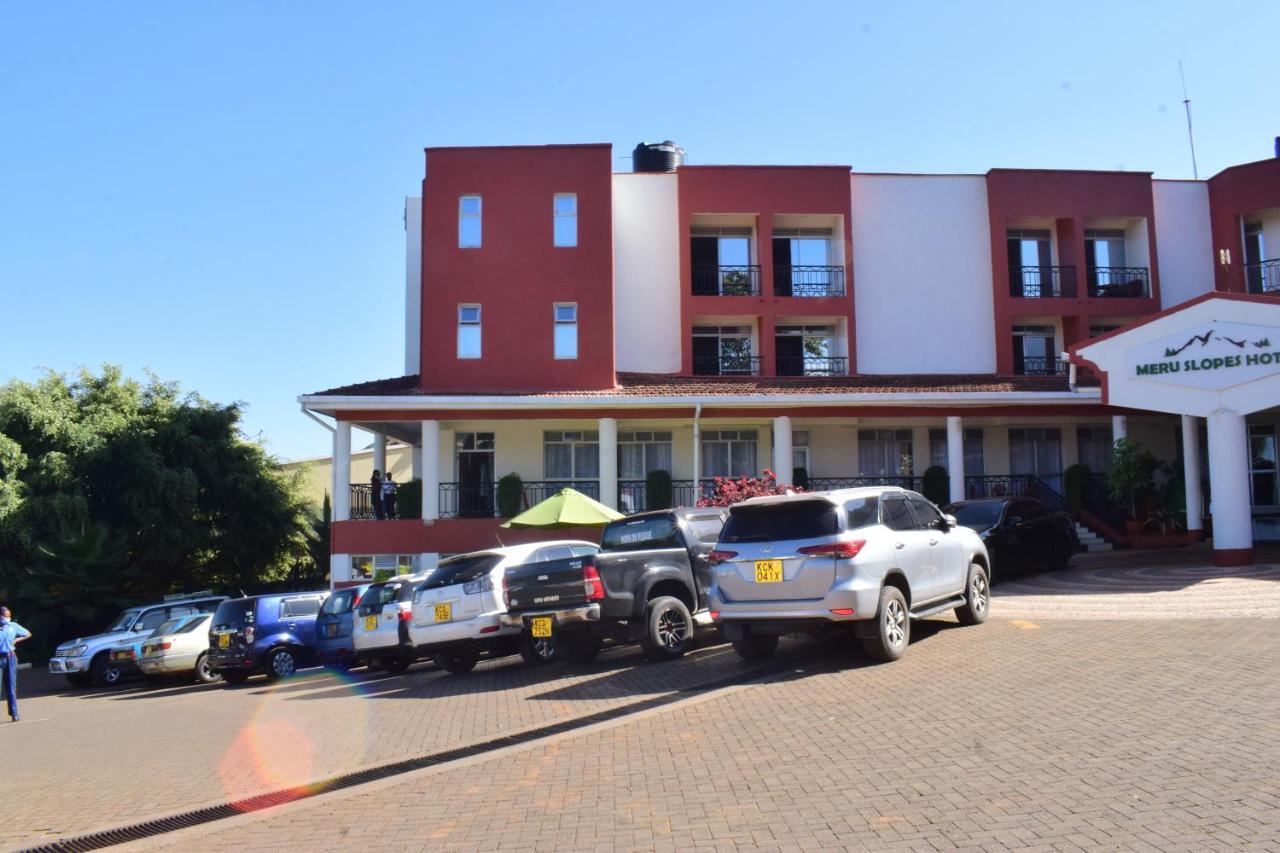 Meru Slopes Hotel Exterior photo