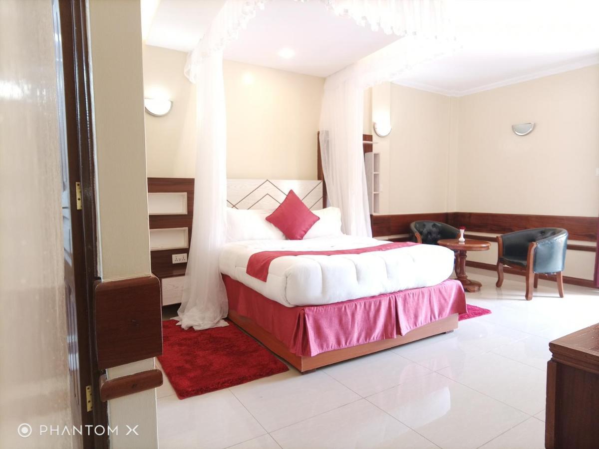 Meru Slopes Hotel Exterior photo